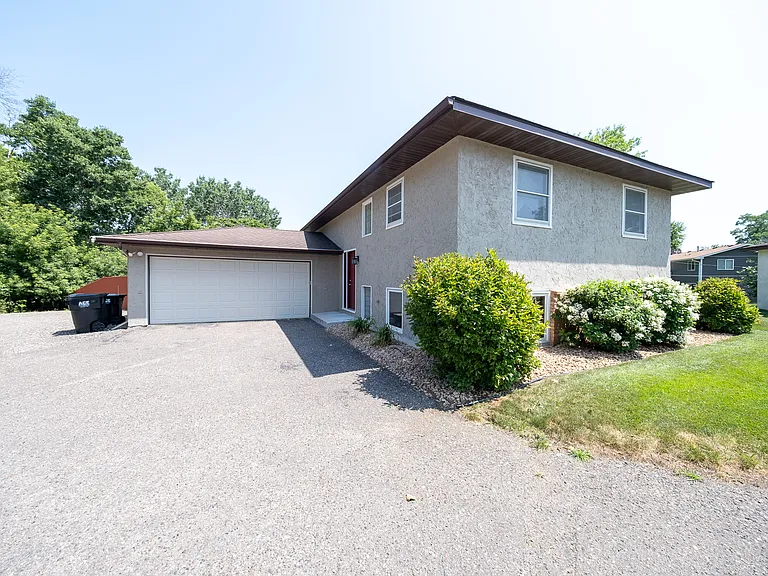 2837 County Road H2 — Photo 1
