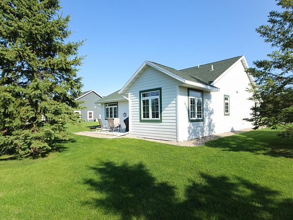 5th image of 920 White Spruce Ln NW