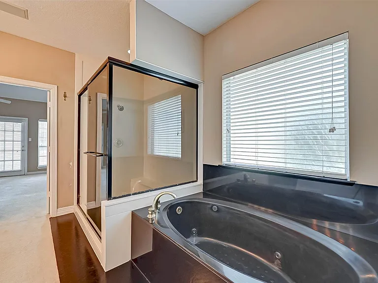 14303 Reissen Ln — Photo 26