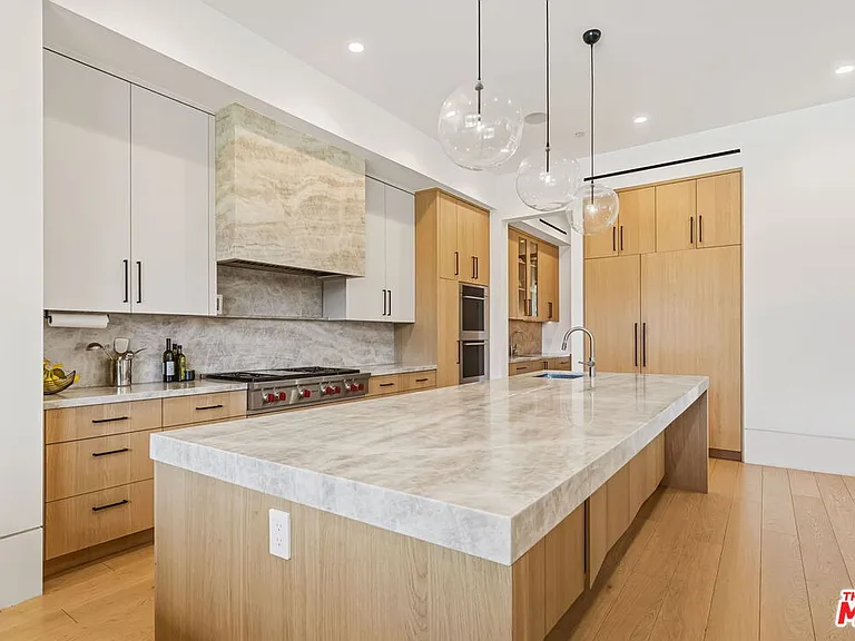 9206 Monte Mar Dr — Photo 15