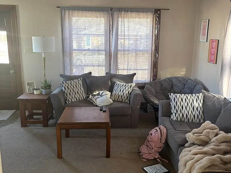 2509 Iowa St — Photo 10