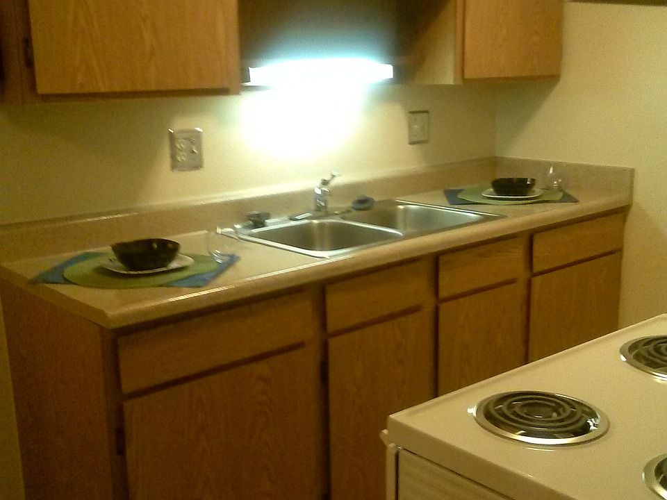 1st image of 1748 N Greenfield Cir NE APT 202