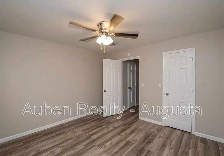 1604 Johns Rd #F — Photo 11