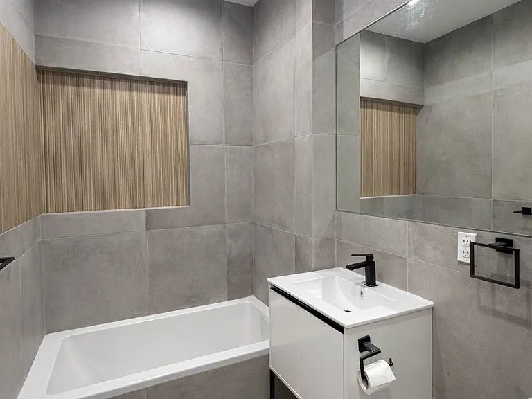 2561 Bedford Ave #4B — Photo 6