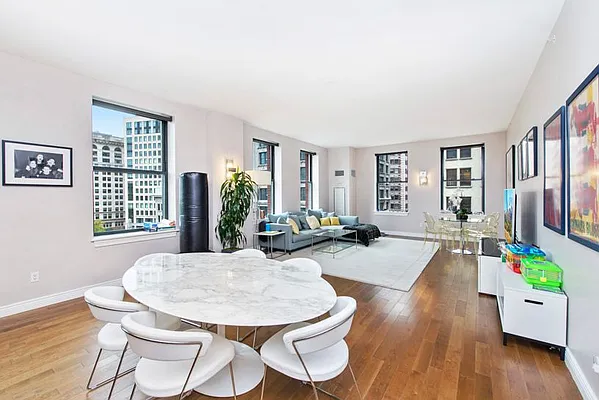 Rented by Keller Williams NYC | media 22