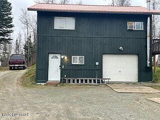 2nd image of 900 E Seldon Rd