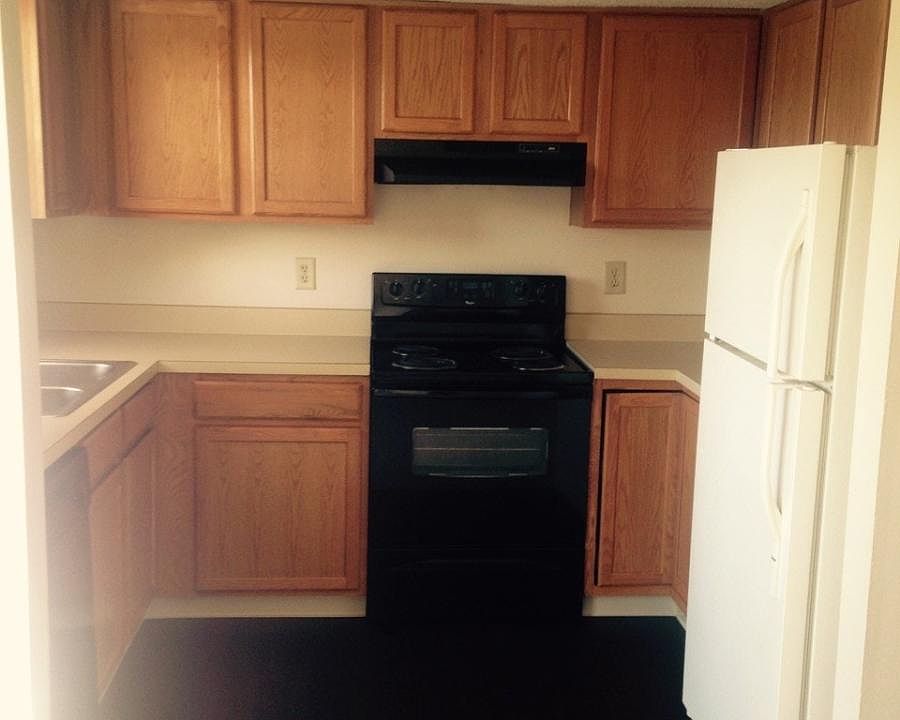 1st image of 5274 Brandy Oaks Ln