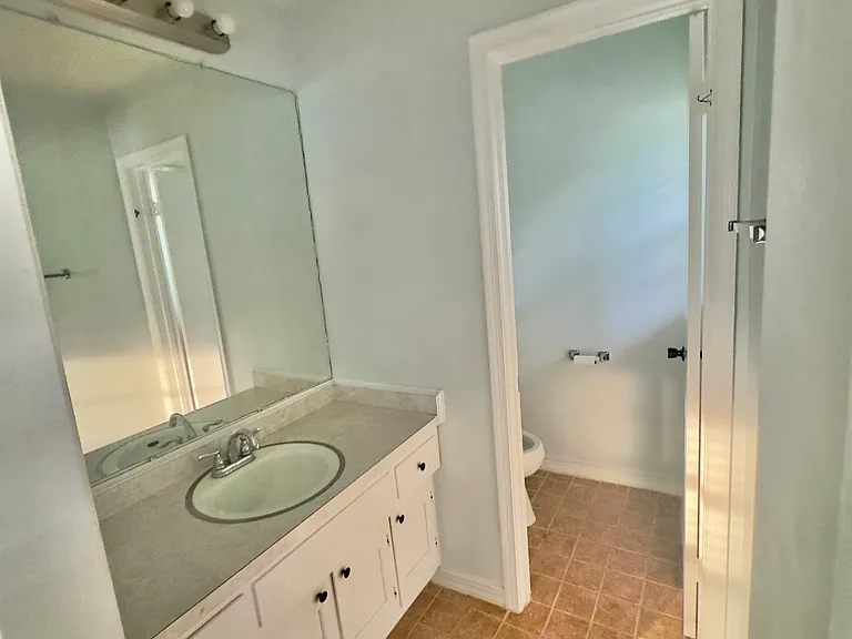 800 Miriam Ave — Photo 11