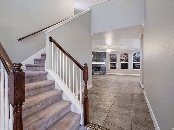 3rd image of 105 Tierra Grande