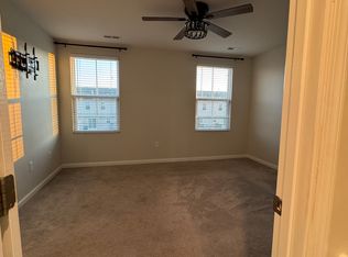 210 Nob Hill Rd, Dover, DE 19901