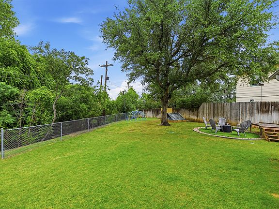 3rd image of 6732 Basswood Dr