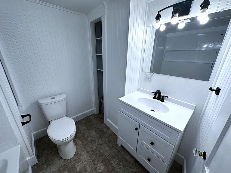 10 Shelby Ln — Photo 17