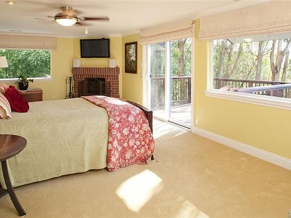4th image of 1021 Trillium Ln