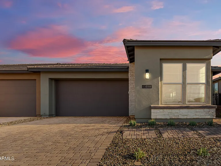 18223 E Coronado Cave Ct — Photo 48