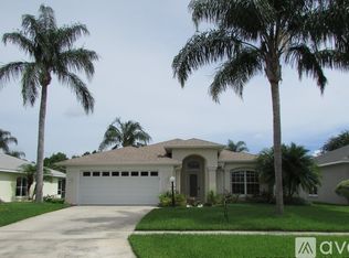 1066 Crystal Creek Dr, Port Orange, FL 32128