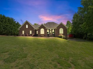 1017 Oak Grove Rd, Landrum, SC 29356