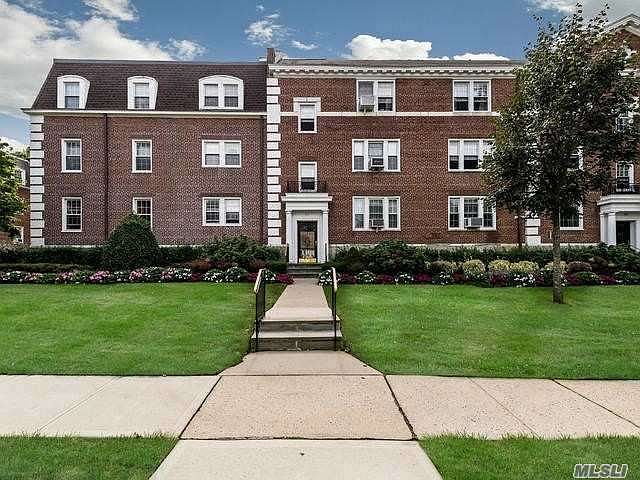 1st image of 26 Hamilton Pl APT C2