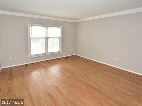 4th image of 5808 Iron Willow Ct