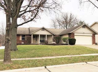 2921 N Kristopher Bnd, Saint Charles, MO 63303