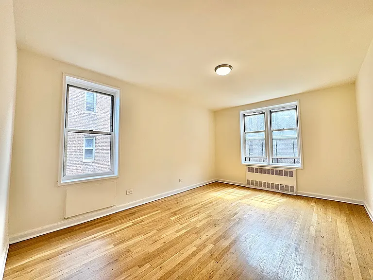 142-19 Barclay Ave #5J — Photo 11