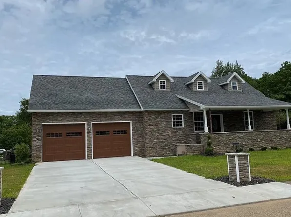 607 52nd St, Vienna, WV 26105