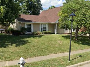 1153 Navaho Dr #A, Lebanon, OH 45036