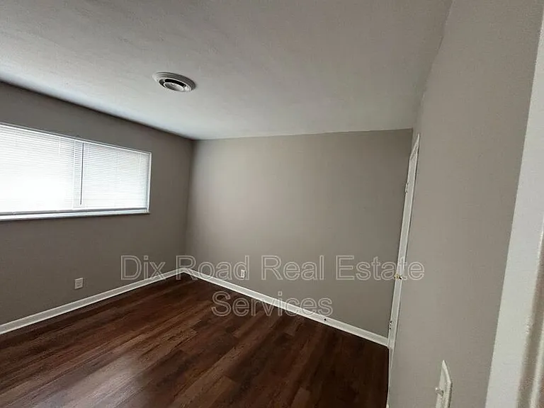 415 Sycamore Rd #D3 — Photo 12