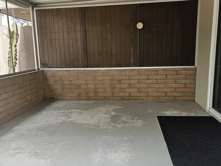 744 Foxglove St — Photo 19