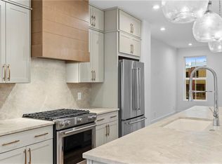 201 New St #1204, Decatur, GA 30030