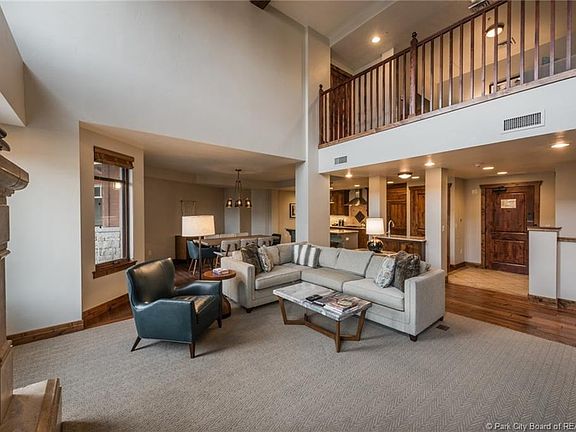 4th image of 3551 N Escala Ct #305