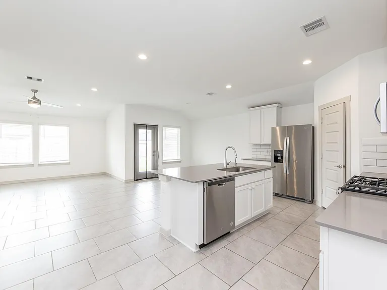 28926 Yachting Point Ln — Photo 11