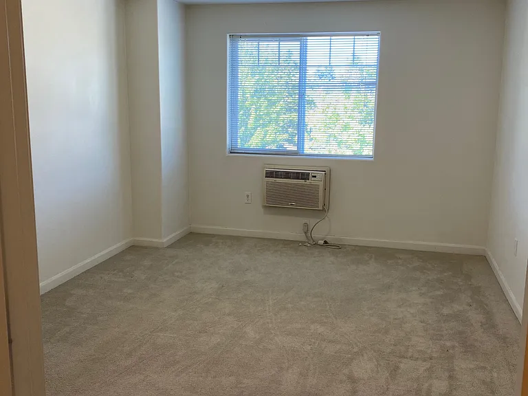 730 NW 185th Ave #306 — Photo 8