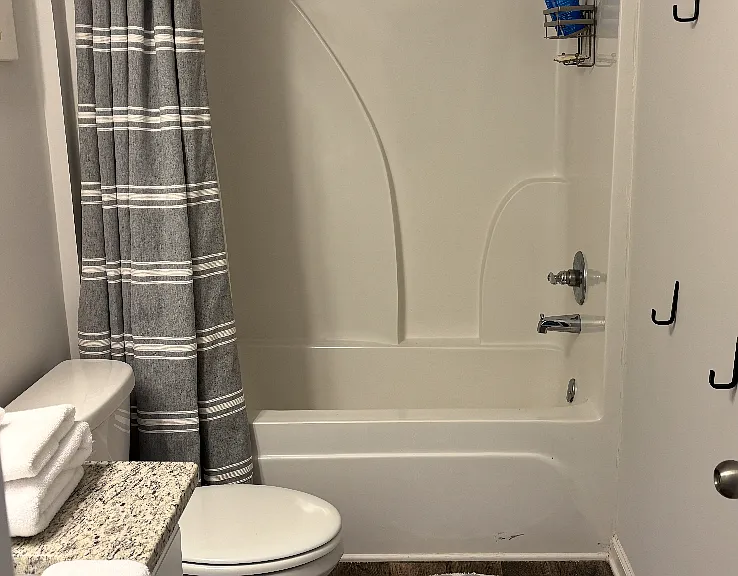 727 McDonald Dr — Photo 16