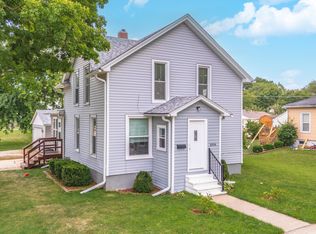 1004 S Plum St, Pontiac, IL 61764