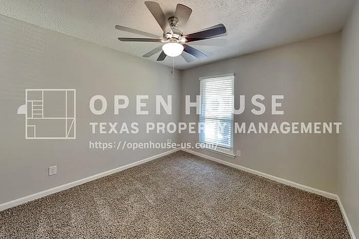 8037 Berrybrook Dr — Photo 11