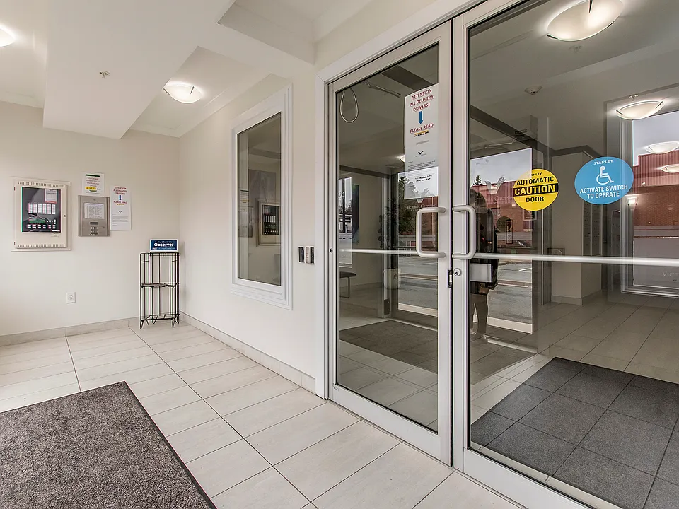 24 Sackville Cross Rd