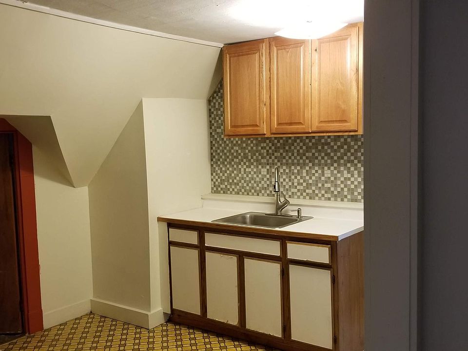 2nd image of 692 Broadway #3