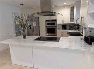 855 NW 17th Pl #855, Miami, FL 33125