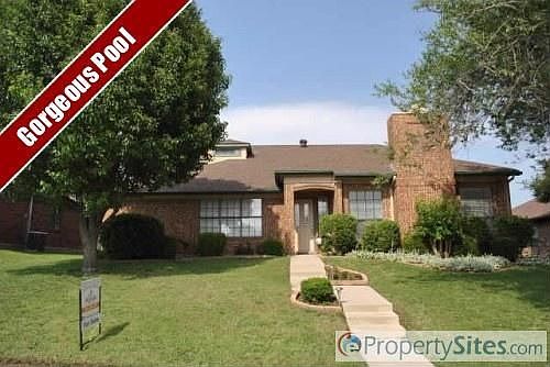 1st image of 2902 Sierra Dr