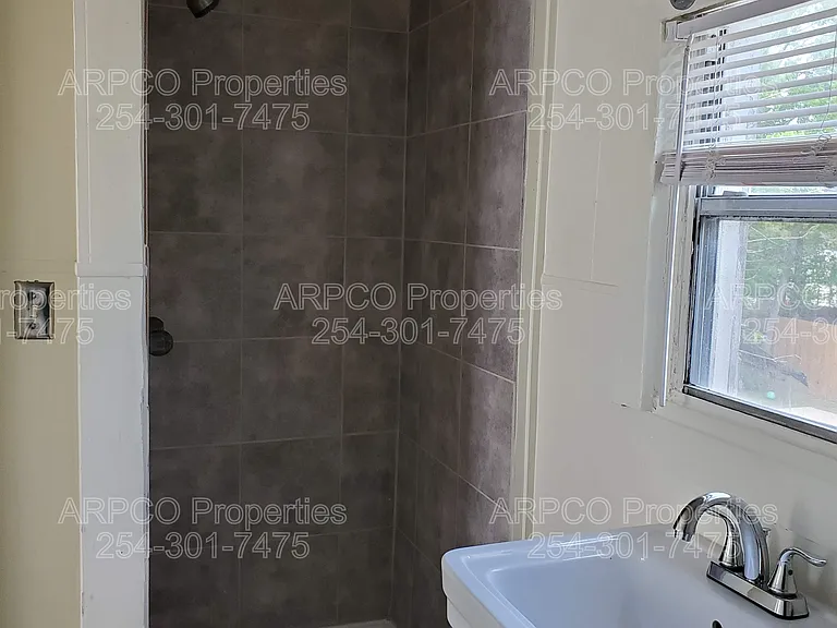 2603 N 21st St — Photo 7