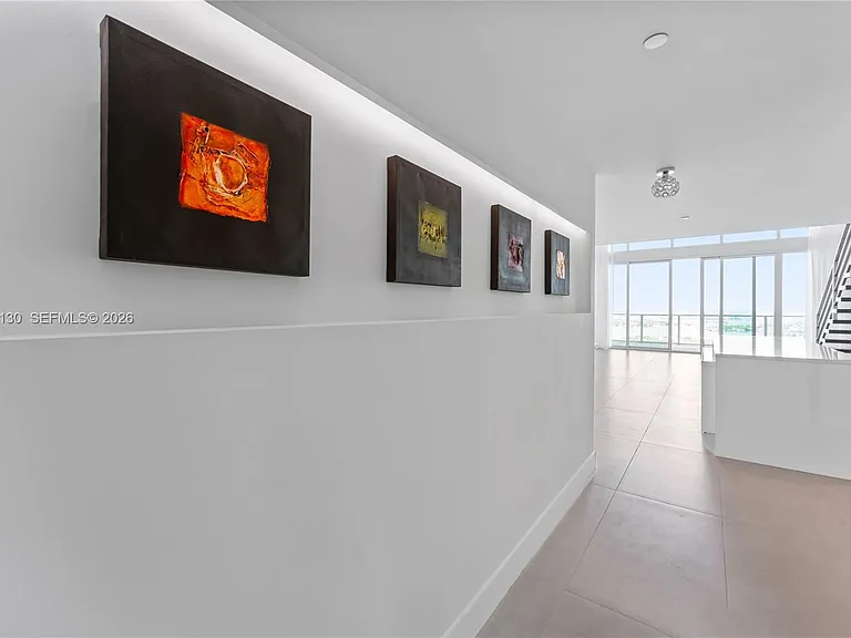 1040 Biscayne Blvd #3802 — Photo 9
