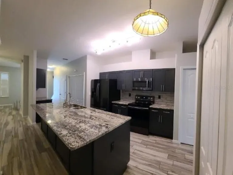 3212 Town Ave — Photo 16