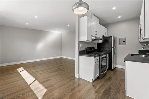 12017 Pacific Ave Photo 1