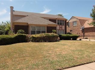 610 W Finley St, Cedar Hill, TX 75104