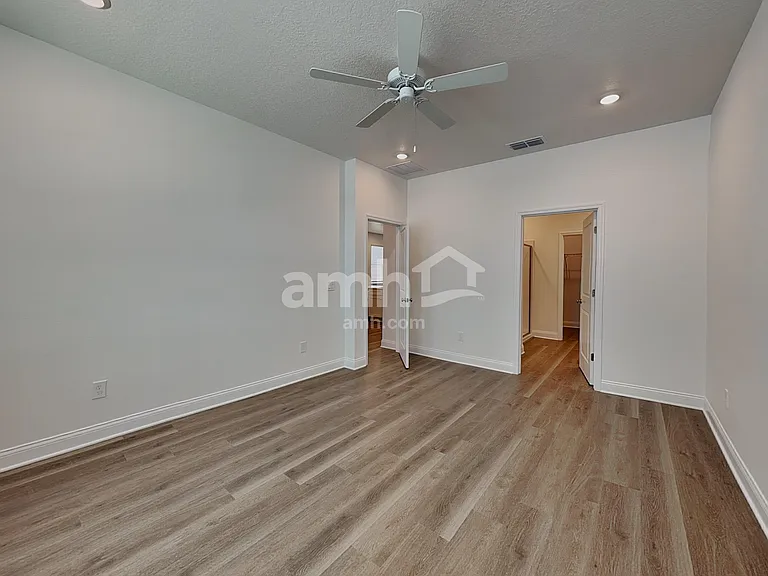 16373 Aubergine Aly — Photo 14