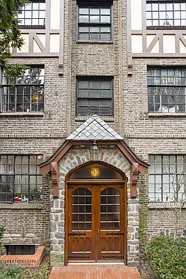 Sold by Corcoran | media 7