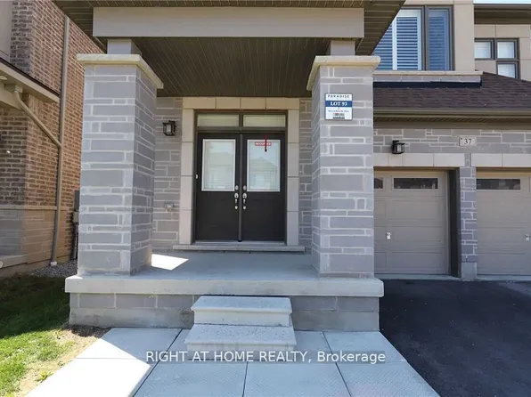37 Marcel Brunelle Dr #Basement, Whitby, ON L1P 0G9