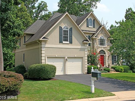 3rd image of 8081 Amsterdam Ct