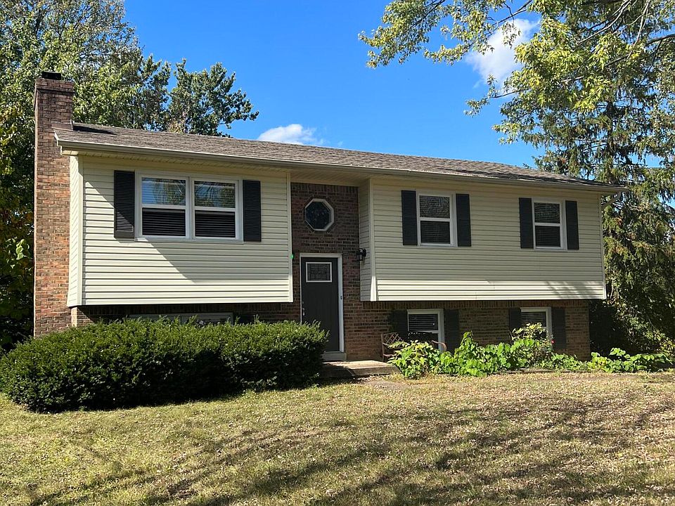1st image of 1401 Yosemite Cir