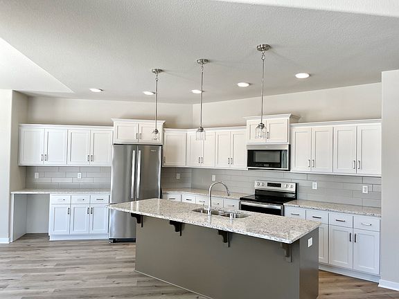 7th image of this home